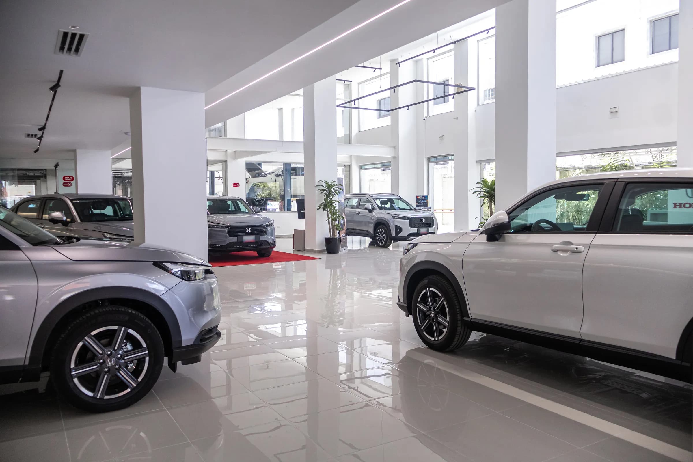 Showroom Honda Los Ruices