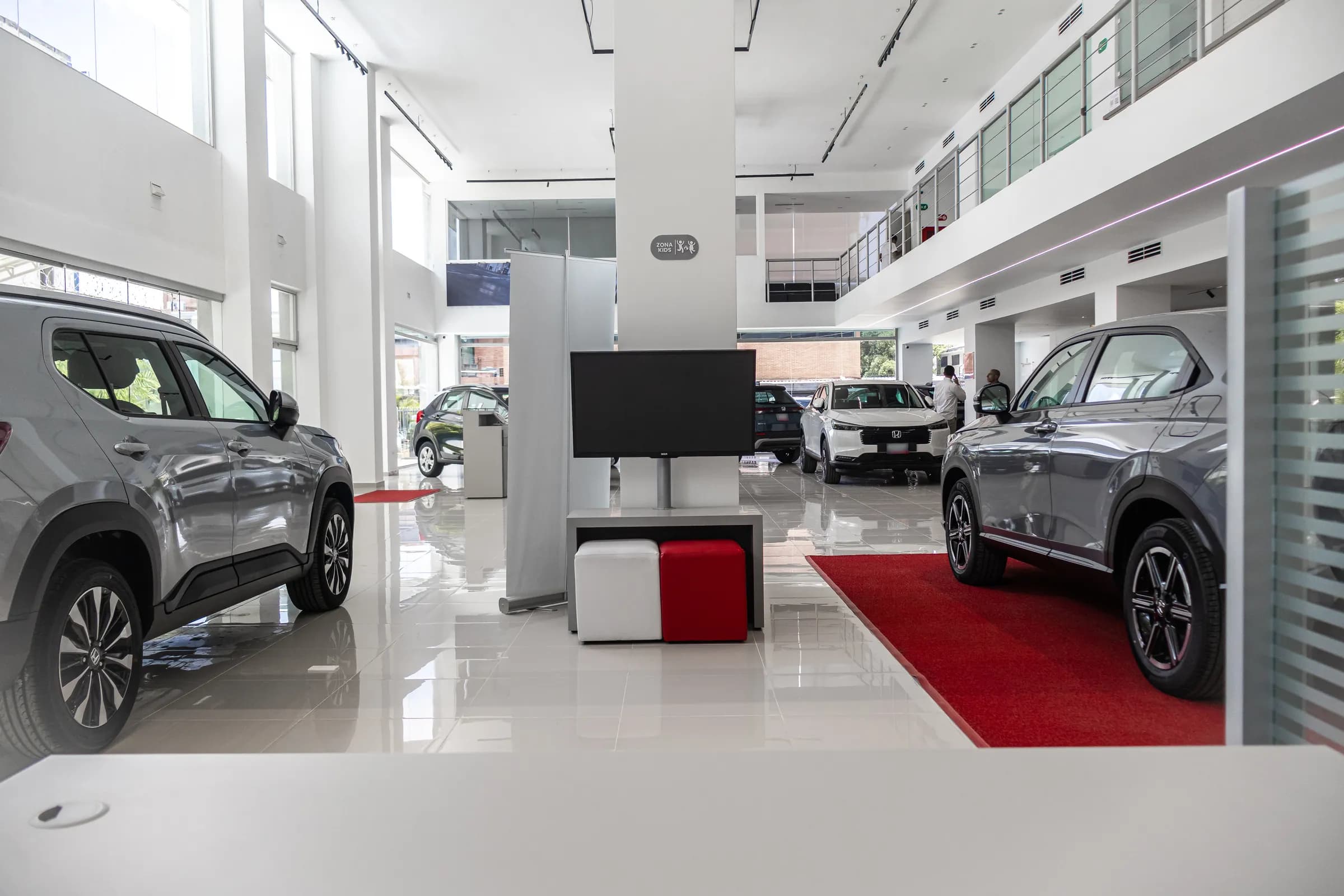 Showroom del taller Honda Los Ruices